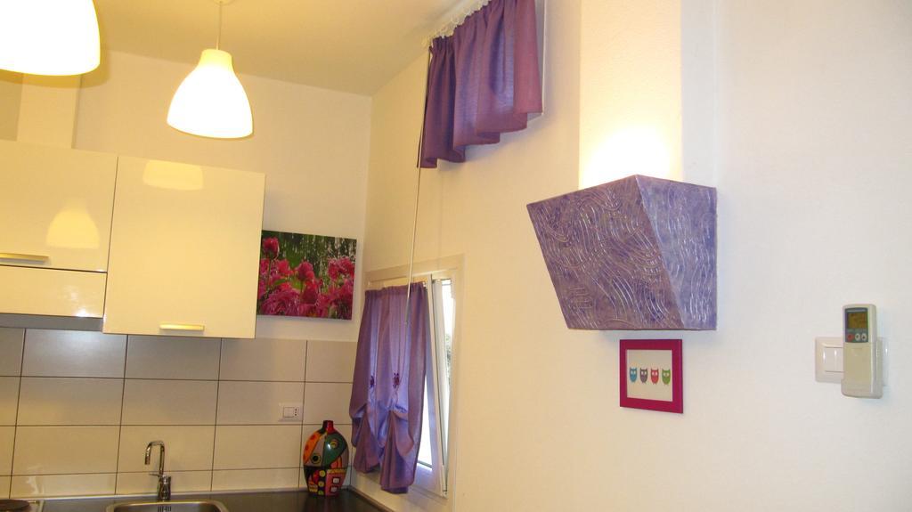 Casetta Romantica Viola Lerici Habitación foto